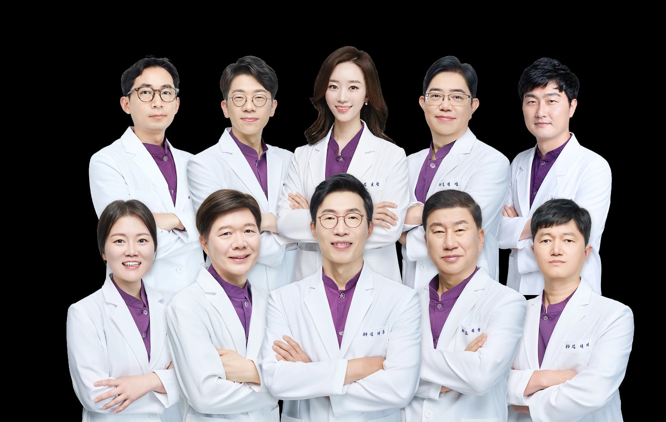 จักษุแพทย์เฉพาะทาง 10 ท่าน & การดูแลร่วมเฉพาะสาขา