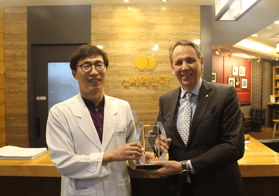 คลินิกที่ปรึกษาทางการแพทย์อย่างเป็นทางการของ OPHTEC